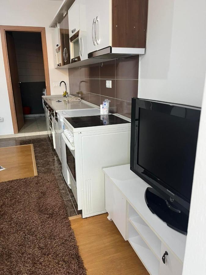 Centrum Apartments Priştine Dış mekan fotoğraf